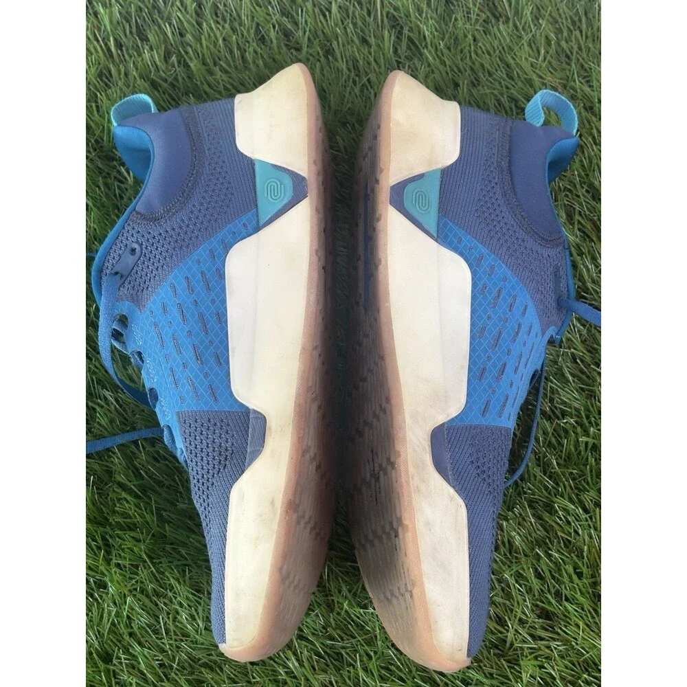 While On Earth Move Trainer seaport / oat SZ 7 Men 8.5 Women